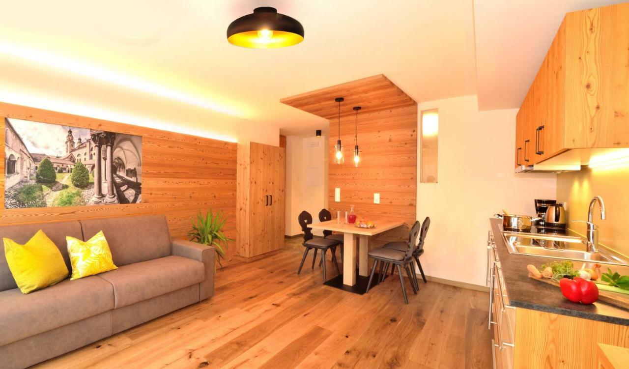 ברסאנונה Appartements Mayrhof מראה חיצוני תמונה